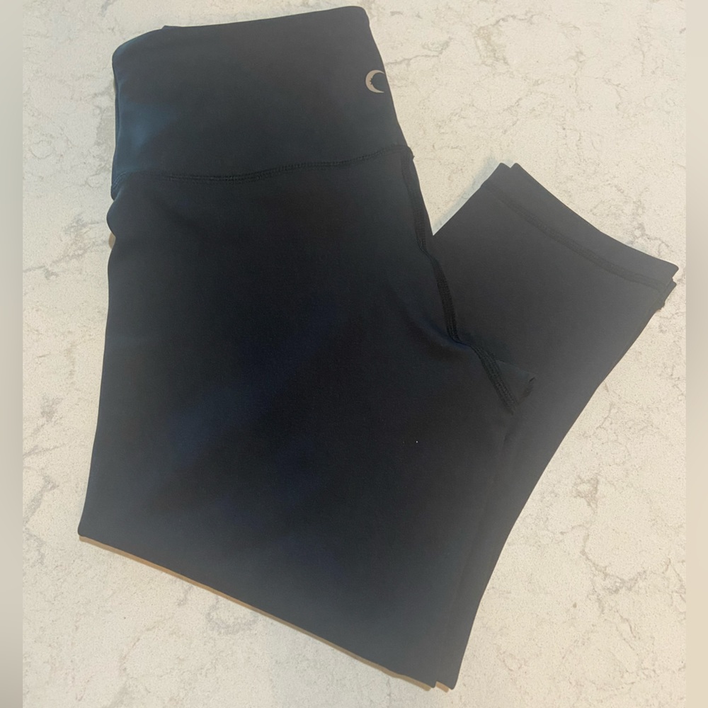 ZYIA Black Capris